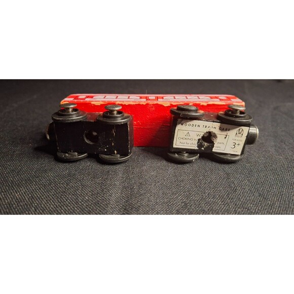 Maison Joseph Battat Wooden Train Engine and Car Brio Thomas Track Campatible - Picture 13 of 13